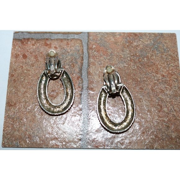 Textured Gunmetal Hoop Medallion Clip-on Earrings - Picture 5 of 6